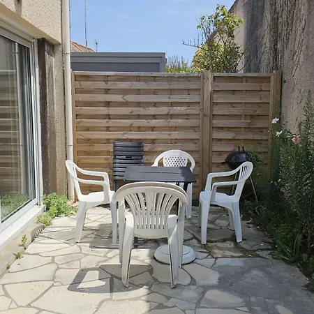 Сasa de vacaciones Maison 30m2 Wifi 9mn à Pied Présidents Draps Fournis Pour Le Lit Pour 2 Nuits Réservées