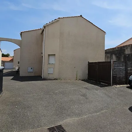 Maison 30m2 Wifi 9mn à Pied Présidents Draps Fournis Pour Le Lit Pour 2 Nuits Réservées *