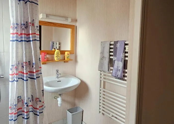 Maison 30m2 Wifi 9mn A Pied Presidents Draps Fournis Pour Le Lit Pour 2 Nuits Reservees * Les Sables-dʼOlonne