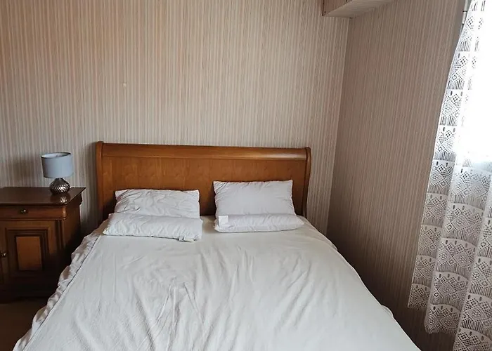 Maison 30m2 Wifi 9mn A Pied Presidents Draps Fournis Pour Le Lit Pour 2 Nuits Reservees Prázdninový dům